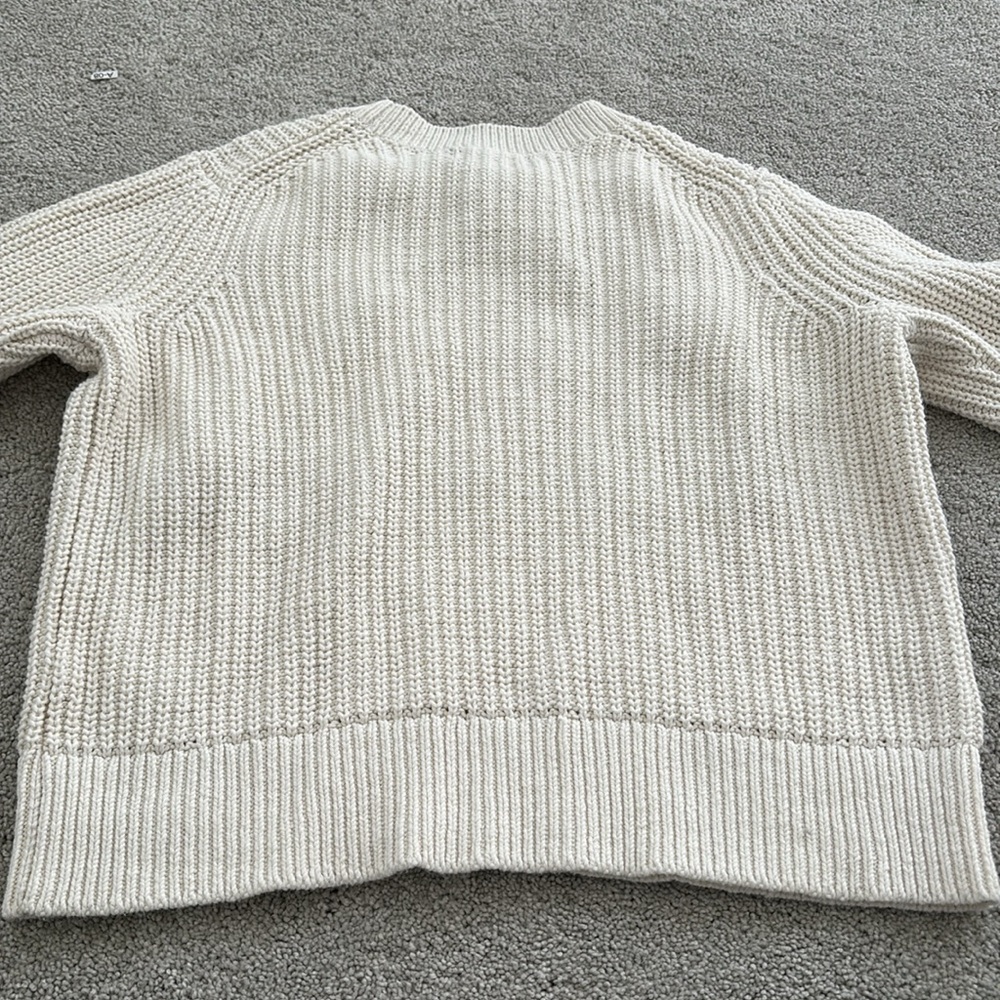 Banana Republic Sweater(size s) - Picture 5 of 5